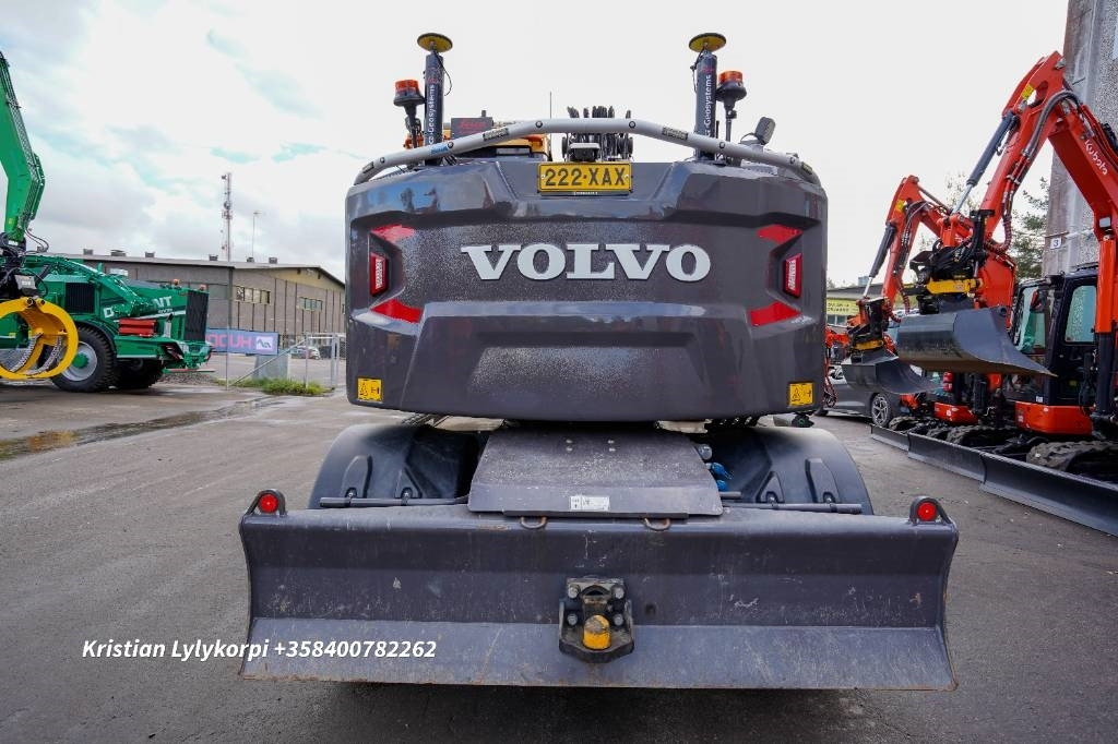 Volvo EWR170E HUIPPUVARUSTEET - Pyöräalustainen kaivinkone: kuva Volvo EWR170E HUIPPUVARUSTEET - Pyöräalustainen kaivinkone Volvo EWR170E HUIPPUVARUSTEET - Pyöräalustainen kaivinkone: kuva Volvo EWR170E HUIPPUVARUSTEET - Pyöräalustainen kaivinkone