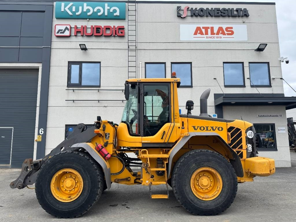 Volvo L 60 F - Pyöräkuormaaja: kuva Volvo L 60 F - Pyöräkuormaaja Volvo L 60 F - Pyöräkuormaaja: kuva Volvo L 60 F - Pyöräkuormaaja