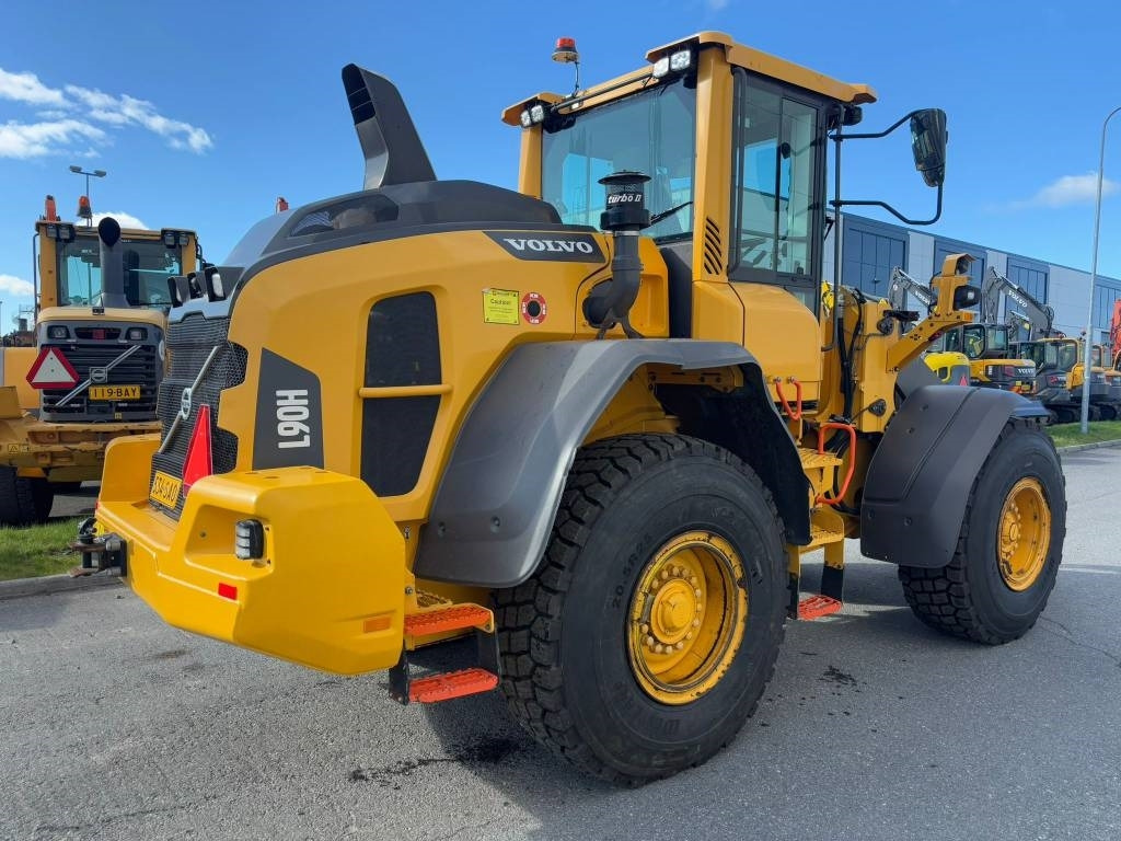 Volvo L 90 H Long Boom - Pyöräkuormaaja: kuva Volvo L 90 H Long Boom - Pyöräkuormaaja Volvo L 90 H Long Boom - Pyöräkuormaaja: kuva Volvo L 90 H Long Boom - Pyöräkuormaaja