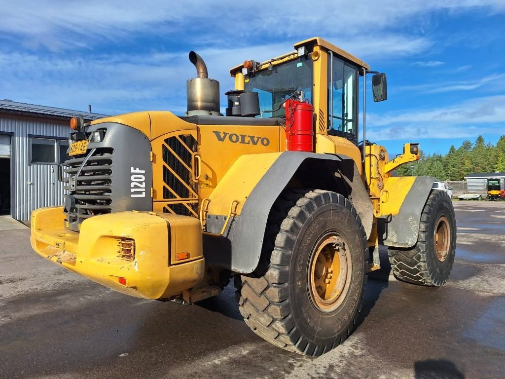 Volvo L120F VIPUOHJAUS - Pyöräkuormaaja: kuva Volvo L120F VIPUOHJAUS - Pyöräkuormaaja Volvo L120F VIPUOHJAUS - Pyöräkuormaaja: kuva Volvo L120F VIPUOHJAUS - Pyöräkuormaaja