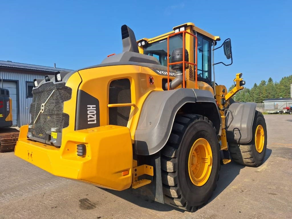 Volvo L120H LONG BOOM, VAAKA YM. - Pyöräkuormaaja: kuva Volvo L120H LONG BOOM, VAAKA YM. - Pyöräkuormaaja Volvo L120H LONG BOOM, VAAKA YM. - Pyöräkuormaaja: kuva Volvo L120H LONG BOOM, VAAKA YM. - Pyöräkuormaaja