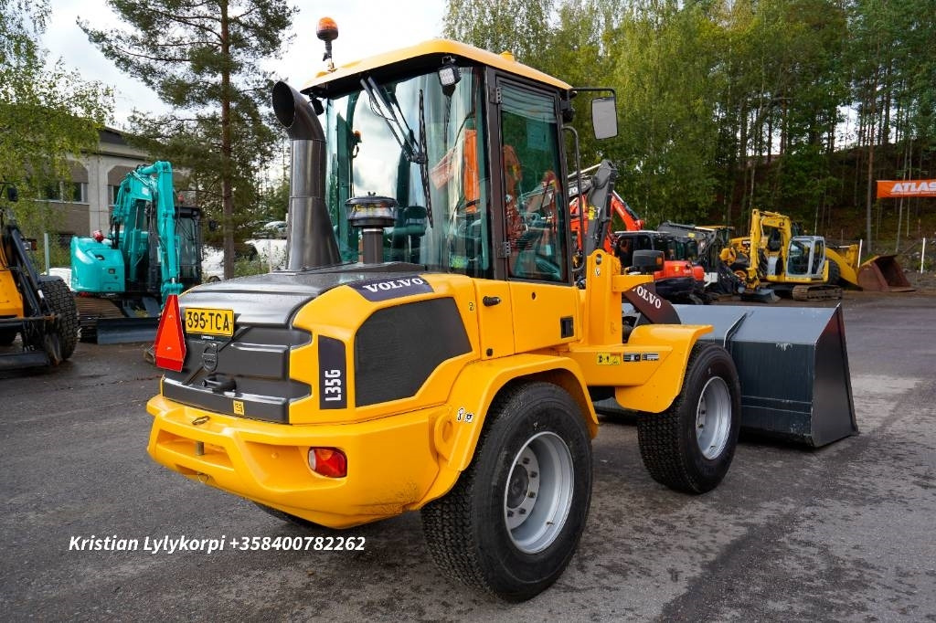 Volvo L35G LAMELLIRENKAAT - Pyöräkuormaaja: kuva Volvo L35G LAMELLIRENKAAT - Pyöräkuormaaja Volvo L35G LAMELLIRENKAAT - Pyöräkuormaaja: kuva Volvo L35G LAMELLIRENKAAT - Pyöräkuormaaja