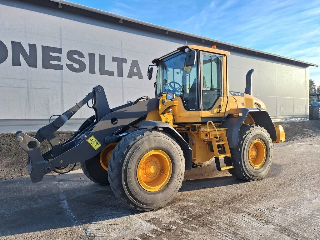 Pyöräkuormaaja Volvo L60G RASVARI YM.: kuva Pyöräkuormaaja Volvo L60G RASVARI YM.