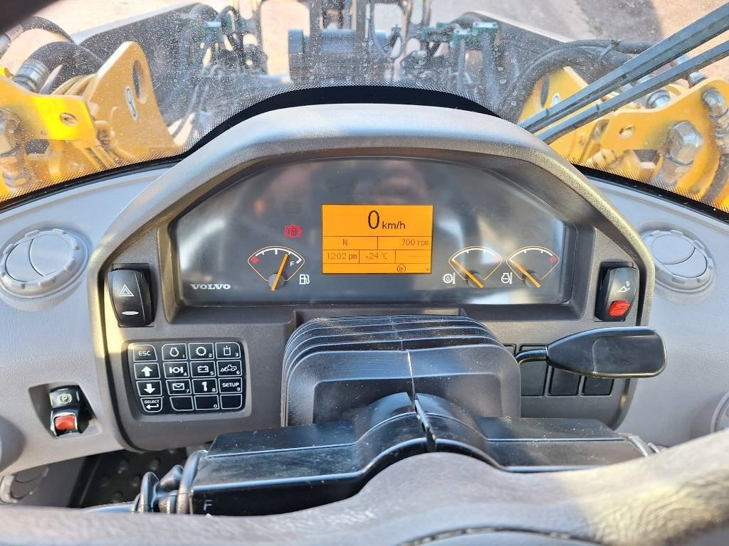 Pyöräkuormaaja Volvo L60G RASVARI YM.: kuva Pyöräkuormaaja Volvo L60G RASVARI YM.