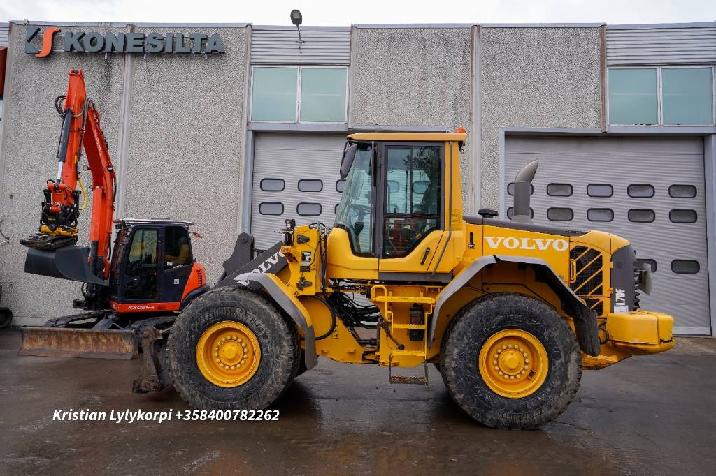 Volvo L70F 3 ja 4hyd  - Pyöräkuormaaja: kuva Volvo L70F 3 ja 4hyd  - Pyöräkuormaaja Volvo L70F 3 ja 4hyd  - Pyöräkuormaaja: kuva Volvo L70F 3 ja 4hyd  - Pyöräkuormaaja