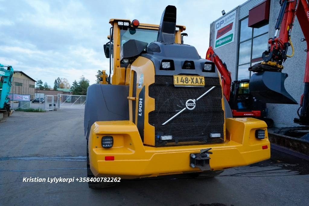 Volvo L90H STAGE 5 - Pyöräkuormaaja: kuva Volvo L90H STAGE 5 - Pyöräkuormaaja Volvo L90H STAGE 5 - Pyöräkuormaaja: kuva Volvo L90H STAGE 5 - Pyöräkuormaaja