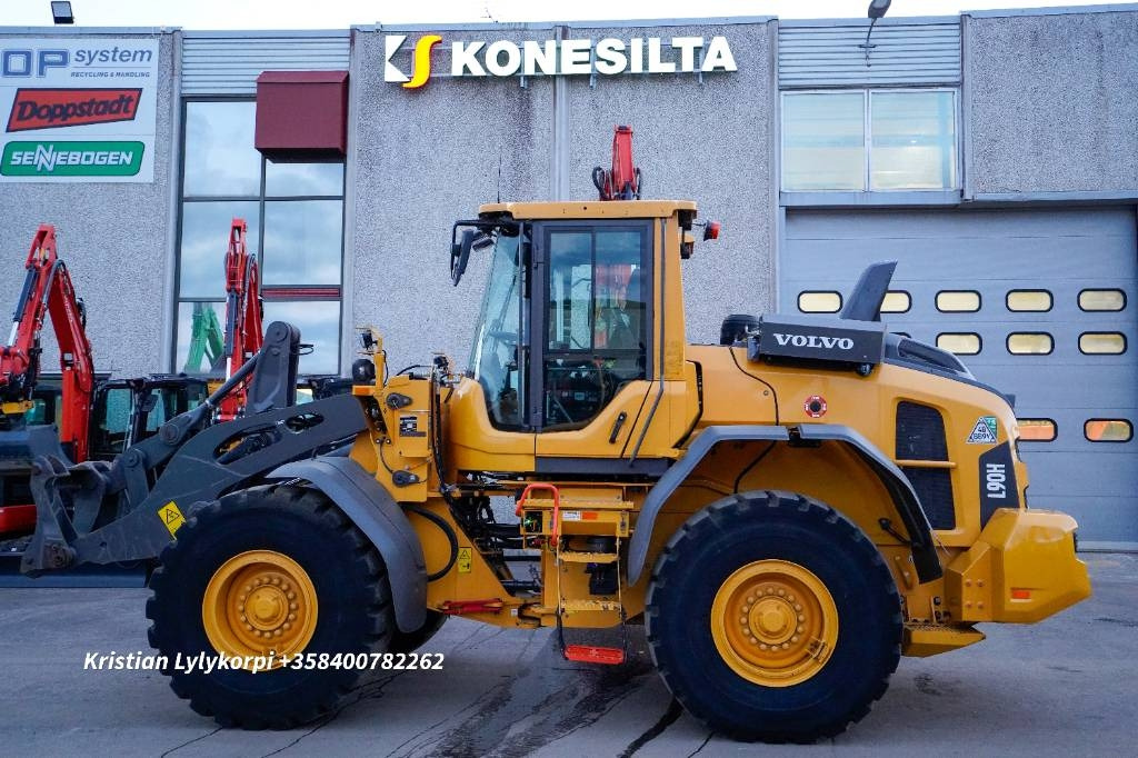 Volvo L90H STAGE 5 - Pyöräkuormaaja: kuva Volvo L90H STAGE 5 - Pyöräkuormaaja Volvo L90H STAGE 5 - Pyöräkuormaaja: kuva Volvo L90H STAGE 5 - Pyöräkuormaaja