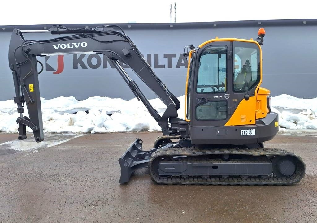 Volvo MYYTY! SOLD! ECR88D - Minikuormaaja: kuva Volvo MYYTY! SOLD! ECR88D - Minikuormaaja Volvo MYYTY! SOLD! ECR88D - Minikuormaaja: kuva Volvo MYYTY! SOLD! ECR88D - Minikuormaaja