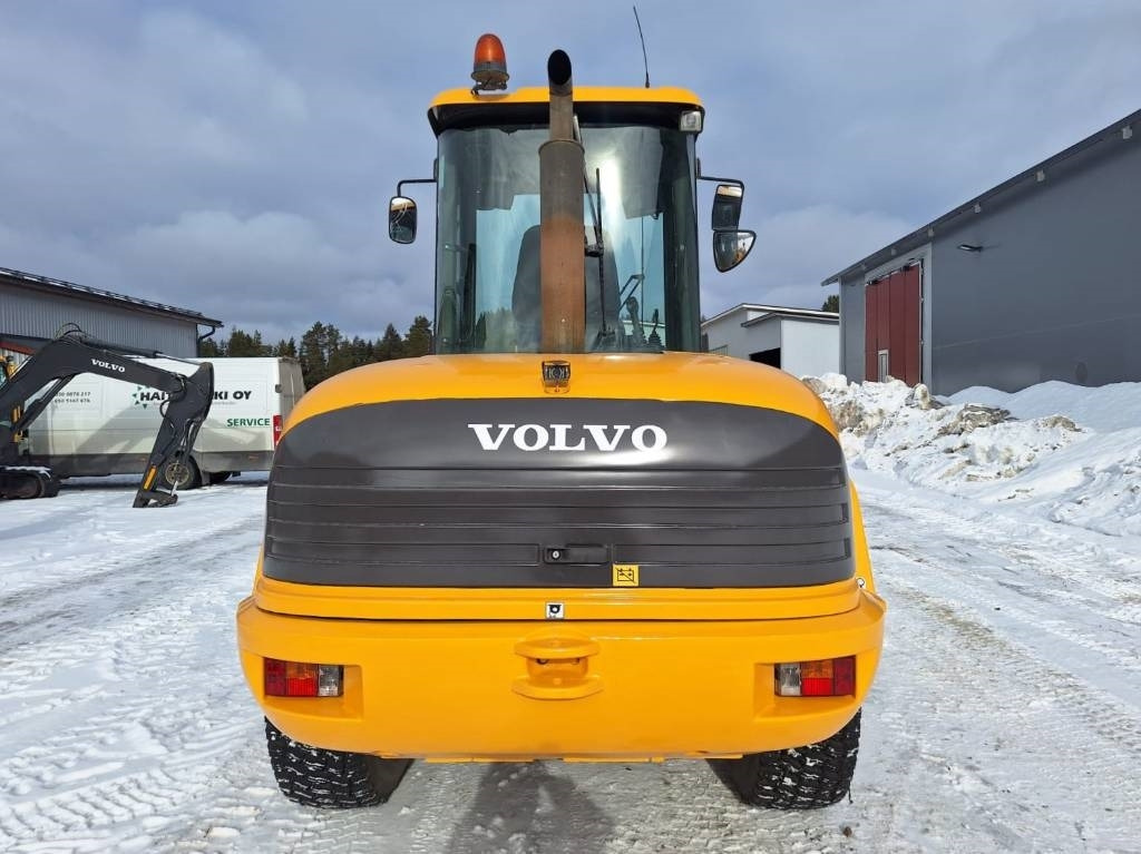 Volvo MYYTY!!SOLD!! L45B UUDET RENKAAT - Pyöräkuormaaja: kuva Volvo MYYTY!!SOLD!! L45B UUDET RENKAAT - Pyöräkuormaaja Volvo MYYTY!!SOLD!! L45B UUDET RENKAAT - Pyöräkuormaaja: kuva Volvo MYYTY!!SOLD!! L45B UUDET RENKAAT - Pyöräkuormaaja