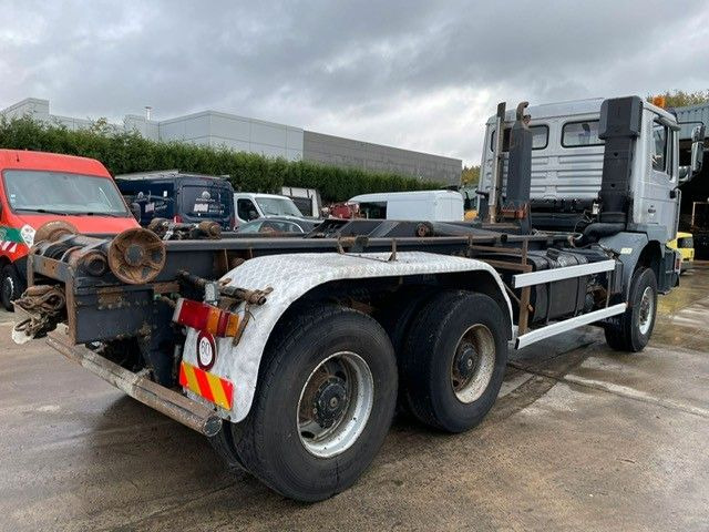 MAN 33-350. 6X6. Motorschaden. - Koukkulava kuorma-auto: kuva  MAN 33-350. 6X6. Motorschaden. - Koukkulava kuorma-auto MAN 33-350. 6X6. Motorschaden. - Koukkulava kuorma-auto: kuva  MAN 33-350. 6X6. Motorschaden. - Koukkulava kuorma-auto