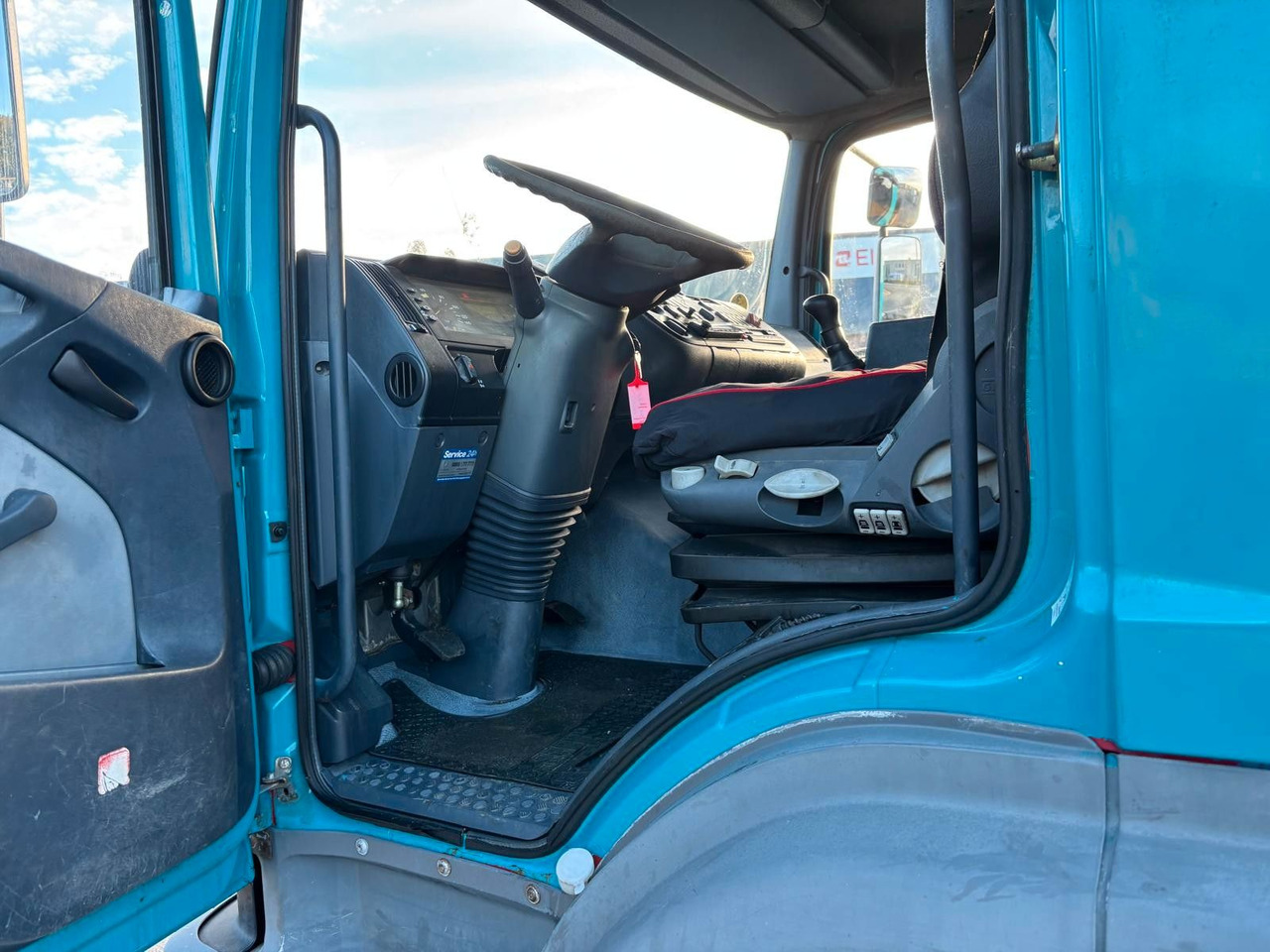 Leasing  Mercedes-Benz Atego 1823. 6 Zylinder. Mercedes-Benz Atego 1823. 6 Zylinder.: kuva Leasing  Mercedes-Benz Atego 1823. 6 Zylinder. Mercedes-Benz Atego 1823. 6 Zylinder.