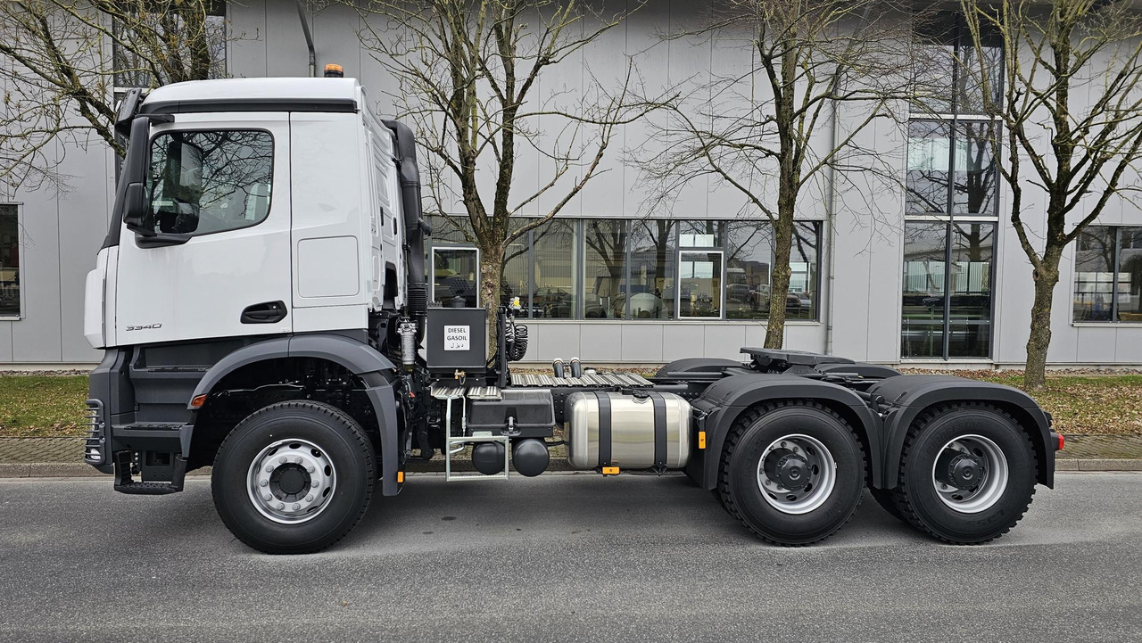 MERCEDES-BENZ Actros 3340 S 6x4 ADR Euro 3 Tractor Head - Vetopöytäauto: kuva MERCEDES-BENZ Actros 3340 S 6x4 ADR Euro 3 Tractor Head - Vetopöytäauto MERCEDES-BENZ Actros 3340 S 6x4 ADR Euro 3 Tractor Head - Vetopöytäauto: kuva MERCEDES-BENZ Actros 3340 S 6x4 ADR Euro 3 Tractor Head - Vetopöytäauto