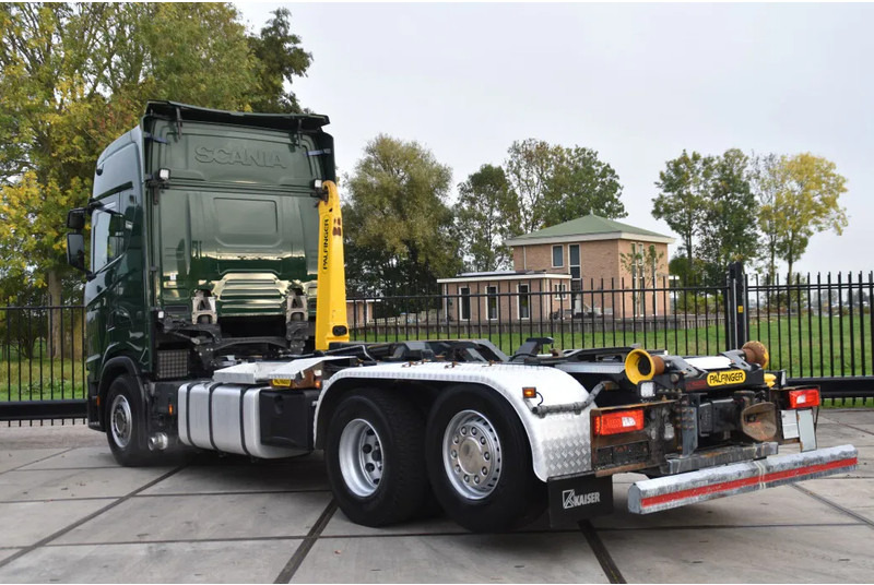 Scania S500 NGS 6x2*4 - HOOKLIFT - RETARDER - 375 TKM - PARK. AIRCO - WHEELBASE: 475 CM - PTO - EXCELLENT CONDITION - - Koukkulava kuorma-auto: kuva Scania S500 NGS 6x2*4 - HOOKLIFT - RETARDER - 375 TKM - PARK. AIRCO - WHEELBASE: 475 CM - PTO - EXCELLENT CONDITION - - Koukkulava kuorma-auto Scania S500 NGS 6x2*4 - HOOKLIFT - RETARDER - 375 TKM - PARK. AIRCO - WHEELBASE: 475 CM - PTO - EXCELLENT CONDITION - - Koukkulava kuorma-auto: kuva Scania S500 NGS 6x2*4 - HOOKLIFT - RETARDER - 375 TKM - PARK. AIRCO - WHEELBASE: 475 CM - PTO - EXCELLENT CONDITION - - Koukkulava kuorma-auto