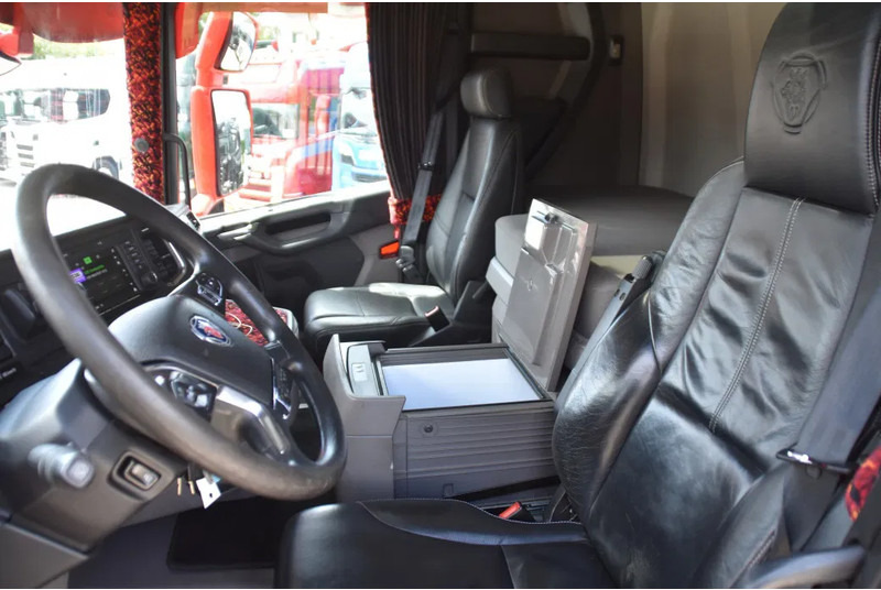 Scania R450 NGS 4x2NB - RETARDER - NEW TACHO - FULL AIR - PARK. AIRCO - PTO - LEATHER SEATS - 2 x FUEL TANKS - EXCELLENT CONDITION - - Vetopöytäauto: kuva Scania R450 NGS 4x2NB - RETARDER - NEW TACHO - FULL AIR - PARK. AIRCO - PTO - LEATHER SEATS - 2 x FUEL TANKS - EXCELLENT CONDITION - - Vetopöytäauto Scania R450 NGS 4x2NB - RETARDER - NEW TACHO - FULL AIR - PARK. AIRCO - PTO - LEATHER SEATS - 2 x FUEL TANKS - EXCELLENT CONDITION - - Vetopöytäauto: kuva Scania R450 NGS 4x2NB - RETARDER - NEW TACHO - FULL AIR - PARK. AIRCO - PTO - LEATHER SEATS - 2 x FUEL TANKS - EXCELLENT CONDITION - - Vetopöytäauto