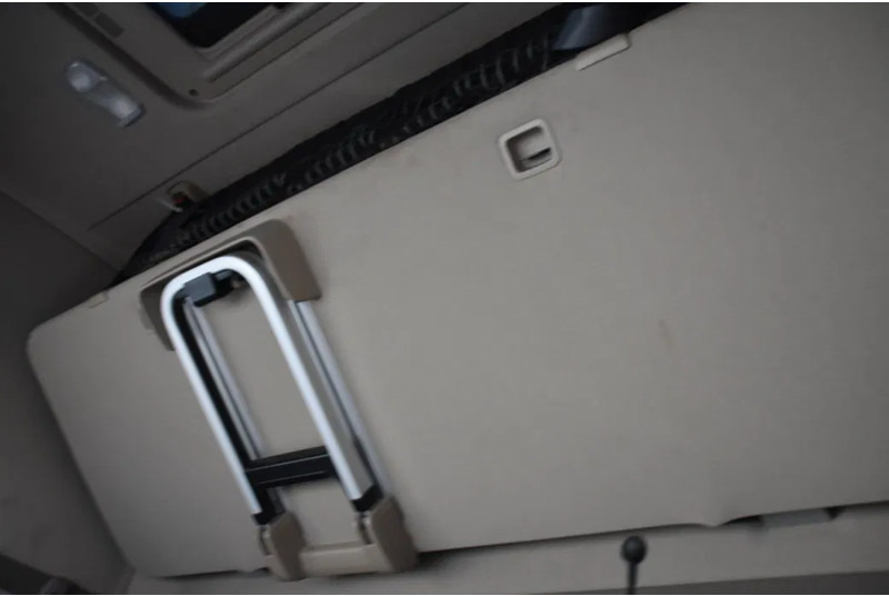 Scania R490 TL 6x2/4 - RETARDER - ACC - DIFF. LOCK - 2 x FUEL TANKS - 2 BEDS - EXCELLENT CONDITION - - Vetopöytäauto: kuva Scania R490 TL 6x2/4 - RETARDER - ACC - DIFF. LOCK - 2 x FUEL TANKS - 2 BEDS - EXCELLENT CONDITION - - Vetopöytäauto Scania R490 TL 6x2/4 - RETARDER - ACC - DIFF. LOCK - 2 x FUEL TANKS - 2 BEDS - EXCELLENT CONDITION - - Vetopöytäauto: kuva Scania R490 TL 6x2/4 - RETARDER - ACC - DIFF. LOCK - 2 x FUEL TANKS - 2 BEDS - EXCELLENT CONDITION - - Vetopöytäauto