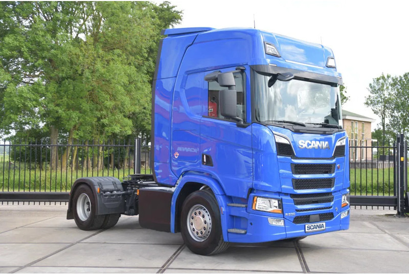 Scania R530 V8 NGS 4x2 - ADR FL - RETARDER - 253 TKM - ACC - NAVI - PTO - DIFF. LOCK - EXCELLENT CONDITION - - Vetopöytäauto: kuva Scania R530 V8 NGS 4x2 - ADR FL - RETARDER - 253 TKM - ACC - NAVI - PTO - DIFF. LOCK - EXCELLENT CONDITION - - Vetopöytäauto Scania R530 V8 NGS 4x2 - ADR FL - RETARDER - 253 TKM - ACC - NAVI - PTO - DIFF. LOCK - EXCELLENT CONDITION - - Vetopöytäauto: kuva Scania R530 V8 NGS 4x2 - ADR FL - RETARDER - 253 TKM - ACC - NAVI - PTO - DIFF. LOCK - EXCELLENT CONDITION - - Vetopöytäauto