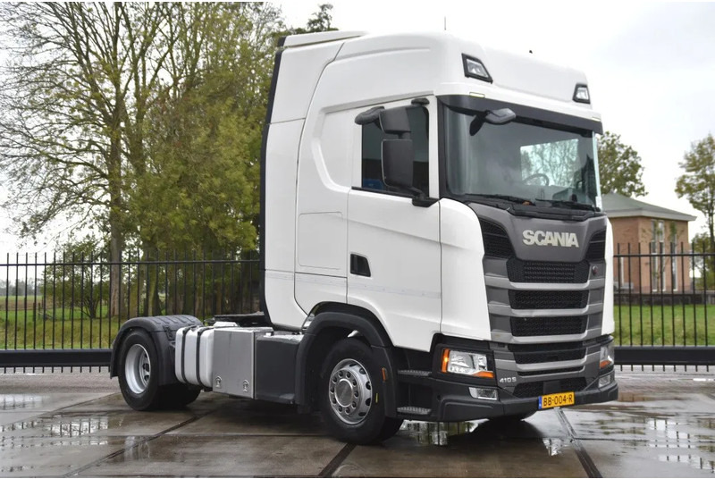 Scania S410 NGS 4x2EB MEGA 95 cm or 103 cm driving height - RETARDER - 773 TKM - FULL AIR - PARK. AIRCO - LEATHER SEATS - 2 x FUEL TANK - Vetopöytäauto: kuva Scania S410 NGS 4x2EB MEGA 95 cm or 103 cm driving height - RETARDER - 773 TKM - FULL AIR - PARK. AIRCO - LEATHER SEATS - 2 x FUEL TANK - Vetopöytäauto Scania S410 NGS 4x2EB MEGA 95 cm or 103 cm driving height - RETARDER - 773 TKM - FULL AIR - PARK. AIRCO - LEATHER SEATS - 2 x FUEL TANK - Vetopöytäauto: kuva Scania S410 NGS 4x2EB MEGA 95 cm or 103 cm driving height - RETARDER - 773 TKM - FULL AIR - PARK. AIRCO - LEATHER SEATS - 2 x FUEL TANK - Vetopöytäauto
