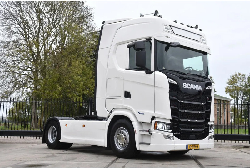 Scania S460 NGS 4x2NB - ONLY 104 TKM - FULL AIR - PARK. AIRCO - LEATHER SEATS - 2 x FUEL TANKS - LED LIGHTS - EXCELLENT CONDITION - - Vetopöytäauto: kuva Scania S460 NGS 4x2NB - ONLY 104 TKM - FULL AIR - PARK. AIRCO - LEATHER SEATS - 2 x FUEL TANKS - LED LIGHTS - EXCELLENT CONDITION - - Vetopöytäauto Scania S460 NGS 4x2NB - ONLY 104 TKM - FULL AIR - PARK. AIRCO - LEATHER SEATS - 2 x FUEL TANKS - LED LIGHTS - EXCELLENT CONDITION - - Vetopöytäauto: kuva Scania S460 NGS 4x2NB - ONLY 104 TKM - FULL AIR - PARK. AIRCO - LEATHER SEATS - 2 x FUEL TANKS - LED LIGHTS - EXCELLENT CONDITION - - Vetopöytäauto