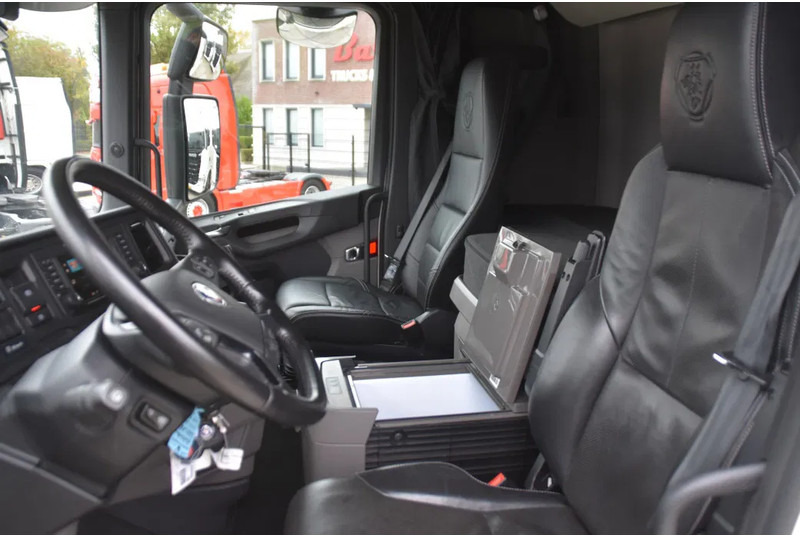 Scania S460 NGS 4x2NB - ONLY 108 TKM - FULL AIR - PARK. AIRCO - LEATHER SEATS - 2 x FUEL TANKS - LED LIGHTS - EXCELLENT CONDITION - - Vetopöytäauto: kuva Scania S460 NGS 4x2NB - ONLY 108 TKM - FULL AIR - PARK. AIRCO - LEATHER SEATS - 2 x FUEL TANKS - LED LIGHTS - EXCELLENT CONDITION - - Vetopöytäauto Scania S460 NGS 4x2NB - ONLY 108 TKM - FULL AIR - PARK. AIRCO - LEATHER SEATS - 2 x FUEL TANKS - LED LIGHTS - EXCELLENT CONDITION - - Vetopöytäauto: kuva Scania S460 NGS 4x2NB - ONLY 108 TKM - FULL AIR - PARK. AIRCO - LEATHER SEATS - 2 x FUEL TANKS - LED LIGHTS - EXCELLENT CONDITION - - Vetopöytäauto