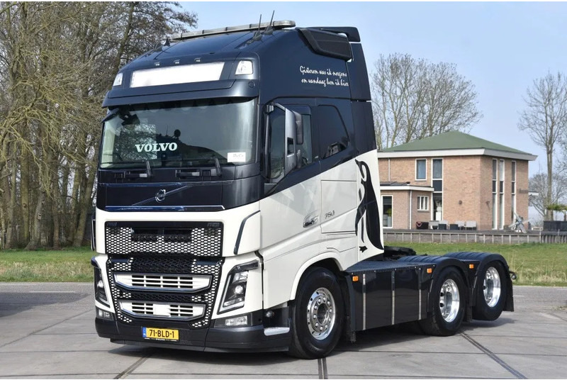 Volvo FH 16.750 Globetrotter XL 6x2 - RETARDER - FULL AIR - PARK. AIRCO - DYNAMIC STEERING - SLIDING FIFTH WHEEL - ALCOA'S - TOP CONDI - Vetopöytäauto: kuva Volvo FH 16.750 Globetrotter XL 6x2 - RETARDER - FULL AIR - PARK. AIRCO - DYNAMIC STEERING - SLIDING FIFTH WHEEL - ALCOA'S - TOP CONDI - Vetopöytäauto Volvo FH 16.750 Globetrotter XL 6x2 - RETARDER - FULL AIR - PARK. AIRCO - DYNAMIC STEERING - SLIDING FIFTH WHEEL - ALCOA'S - TOP CONDI - Vetopöytäauto: kuva Volvo FH 16.750 Globetrotter XL 6x2 - RETARDER - FULL AIR - PARK. AIRCO - DYNAMIC STEERING - SLIDING FIFTH WHEEL - ALCOA'S - TOP CONDI - Vetopöytäauto