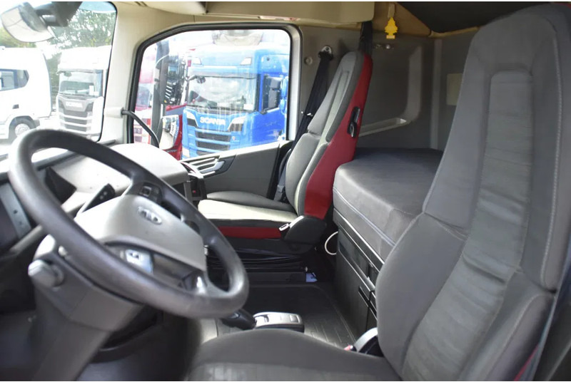 Volvo FH 420 Globe 4x2 - ADR FL - ONLY 670 TKM - PTO - AIRCO - DIFF. LOCK - GOOD CONDITION - - Vetopöytäauto: kuva Volvo FH 420 Globe 4x2 - ADR FL - ONLY 670 TKM - PTO - AIRCO - DIFF. LOCK - GOOD CONDITION - - Vetopöytäauto Volvo FH 420 Globe 4x2 - ADR FL - ONLY 670 TKM - PTO - AIRCO - DIFF. LOCK - GOOD CONDITION - - Vetopöytäauto: kuva Volvo FH 420 Globe 4x2 - ADR FL - ONLY 670 TKM - PTO - AIRCO - DIFF. LOCK - GOOD CONDITION - - Vetopöytäauto