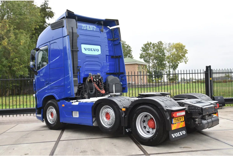 Volvo FH 500 Globetrotter 6x2/4 - EURO 6 - 769 TKM - AIRCO - 2 x FUEL TANKS - TOP CONDITION - - Vetopöytäauto: kuva Volvo FH 500 Globetrotter 6x2/4 - EURO 6 - 769 TKM - AIRCO - 2 x FUEL TANKS - TOP CONDITION - - Vetopöytäauto Volvo FH 500 Globetrotter 6x2/4 - EURO 6 - 769 TKM - AIRCO - 2 x FUEL TANKS - TOP CONDITION - - Vetopöytäauto: kuva Volvo FH 500 Globetrotter 6x2/4 - EURO 6 - 769 TKM - AIRCO - 2 x FUEL TANKS - TOP CONDITION - - Vetopöytäauto