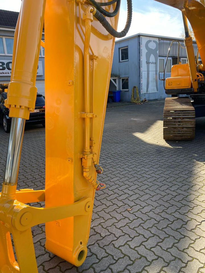 HYUNDAI Robex 290 NLC-7A spare parts carrier - Varaosat - Telakaivukone: kuva HYUNDAI Robex 290 NLC-7A spare parts carrier - Varaosat - Telakaivukone HYUNDAI Robex 290 NLC-7A spare parts carrier - Varaosat - Telakaivukone: kuva HYUNDAI Robex 290 NLC-7A spare parts carrier - Varaosat - Telakaivukone