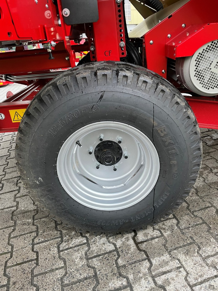 Grimme RH 24-60 CF - Rental - Varastointi - laitteet: kuva Grimme RH 24-60 CF - Rental - Varastointi - laitteet Grimme RH 24-60 CF - Rental - Varastointi - laitteet: kuva Grimme RH 24-60 CF - Rental - Varastointi - laitteet
