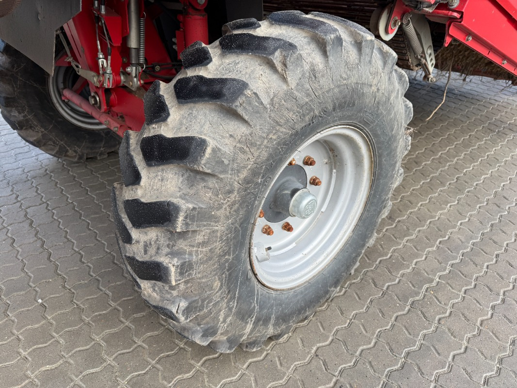 Grimme CS 170 RotaPower - Perunannostokone: kuva Grimme CS 170 RotaPower - Perunannostokone Grimme CS 170 RotaPower - Perunannostokone: kuva Grimme CS 170 RotaPower - Perunannostokone
