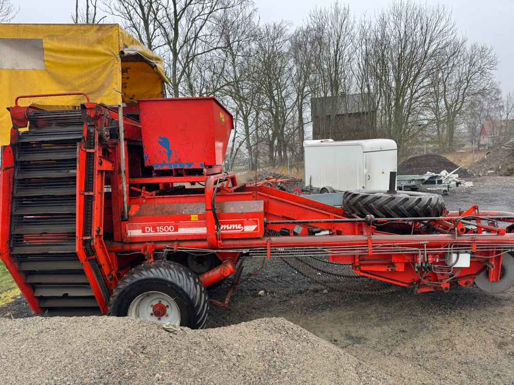 Grimme DL 1500 - Sadonkorjuukone: kuva Grimme DL 1500 - Sadonkorjuukone Grimme DL 1500 - Sadonkorjuukone: kuva Grimme DL 1500 - Sadonkorjuukone