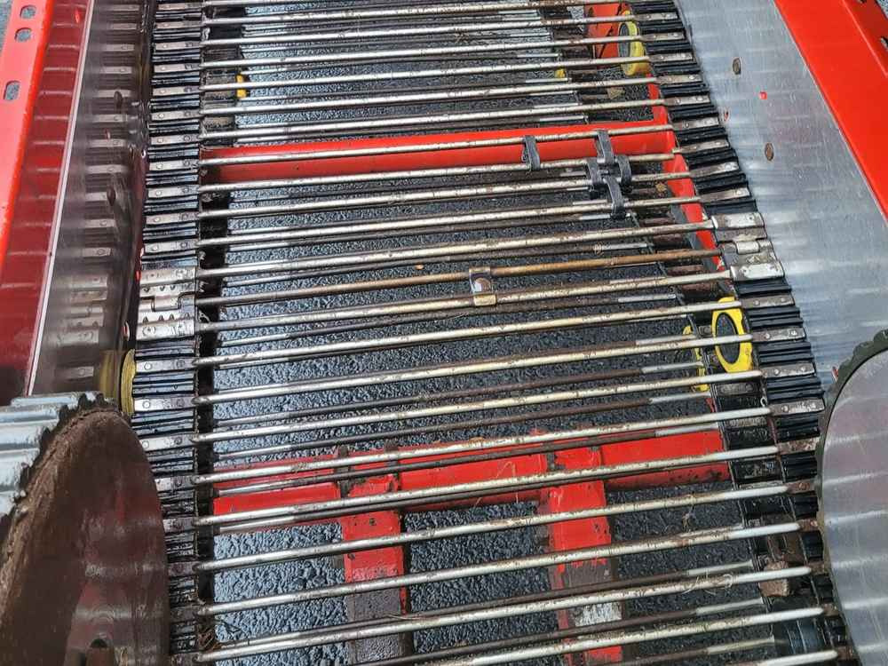 Grimme SE-75-30-UB - Sadonkorjuukone: kuva Grimme SE-75-30-UB - Sadonkorjuukone Grimme SE-75-30-UB - Sadonkorjuukone: kuva Grimme SE-75-30-UB - Sadonkorjuukone