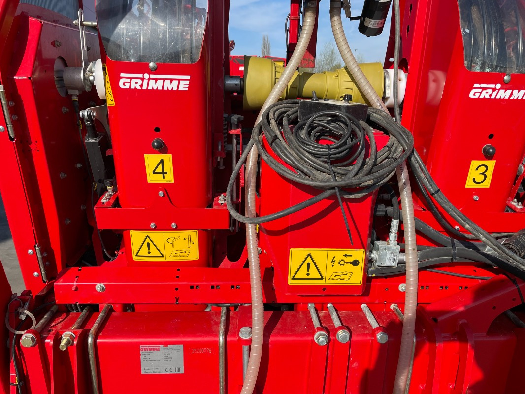 Grimme GL 420 - Sadonkorjuukone: kuva Grimme GL 420 - Sadonkorjuukone Grimme GL 420 - Sadonkorjuukone: kuva Grimme GL 420 - Sadonkorjuukone