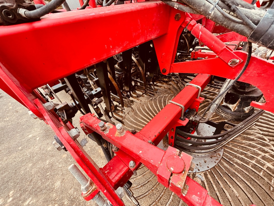 Sadonkorjuukone Agrifac LightTraxx: kuva Sadonkorjuukone Agrifac LightTraxx Sadonkorjuukone Agrifac LightTraxx: kuva Sadonkorjuukone Agrifac LightTraxx