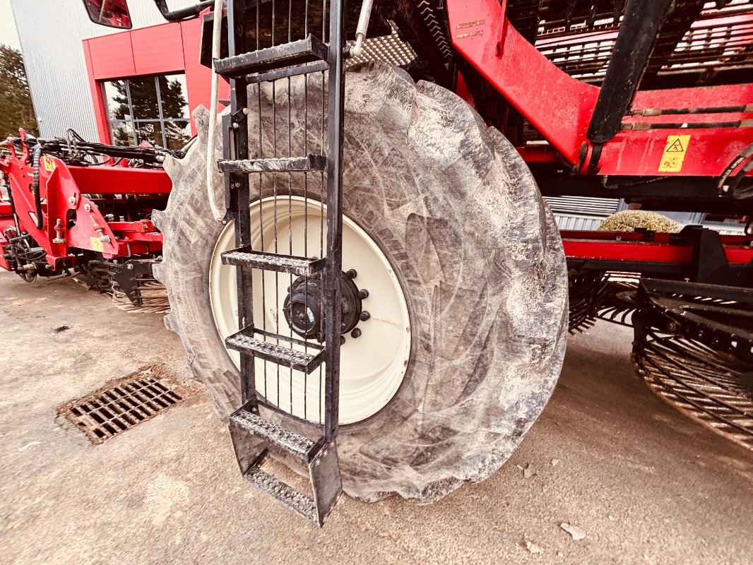 Sadonkorjuukone Agrifac LightTraxx: kuva Sadonkorjuukone Agrifac LightTraxx Sadonkorjuukone Agrifac LightTraxx: kuva Sadonkorjuukone Agrifac LightTraxx