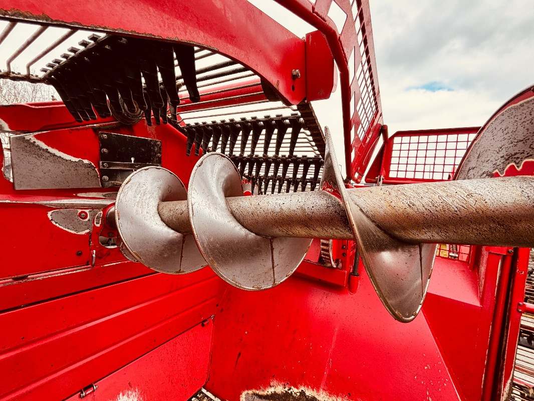 Sadonkorjuukone Agrifac LightTraxx: kuva Sadonkorjuukone Agrifac LightTraxx Sadonkorjuukone Agrifac LightTraxx: kuva Sadonkorjuukone Agrifac LightTraxx