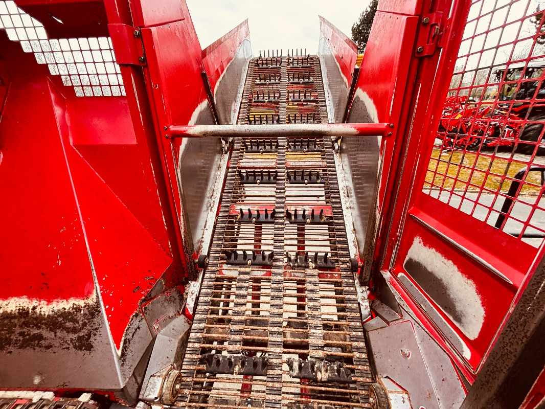 Sadonkorjuukone Agrifac LightTraxx: kuva Sadonkorjuukone Agrifac LightTraxx Sadonkorjuukone Agrifac LightTraxx: kuva Sadonkorjuukone Agrifac LightTraxx