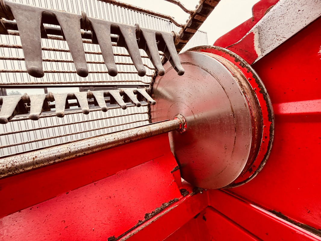 Sadonkorjuukone Agrifac LightTraxx: kuva Sadonkorjuukone Agrifac LightTraxx Sadonkorjuukone Agrifac LightTraxx: kuva Sadonkorjuukone Agrifac LightTraxx