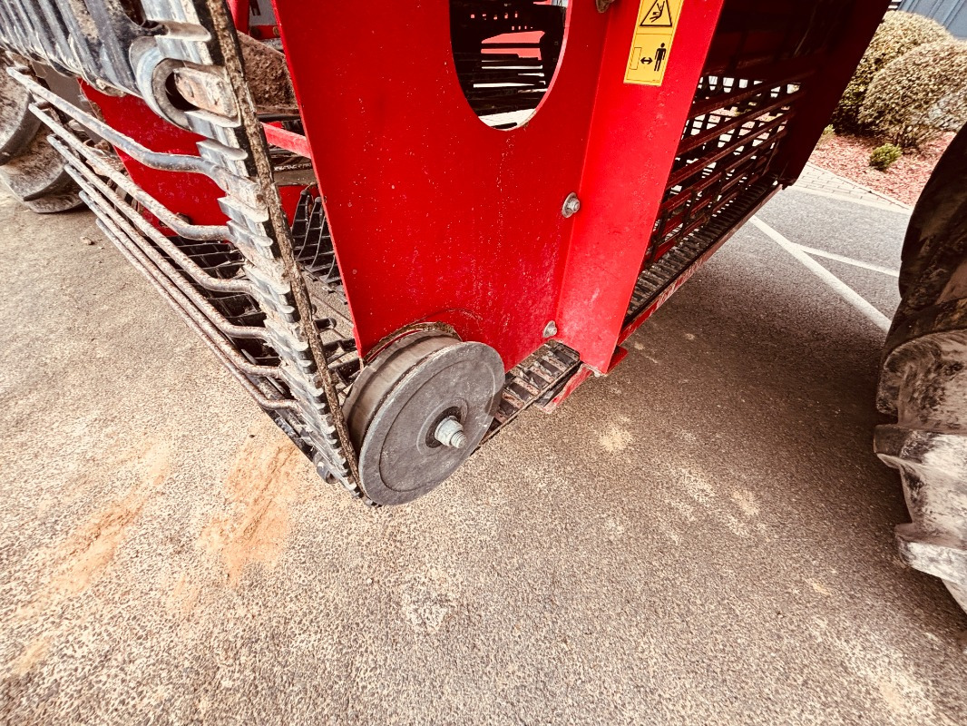 Sadonkorjuukone Agrifac LightTraxx: kuva Sadonkorjuukone Agrifac LightTraxx Sadonkorjuukone Agrifac LightTraxx: kuva Sadonkorjuukone Agrifac LightTraxx