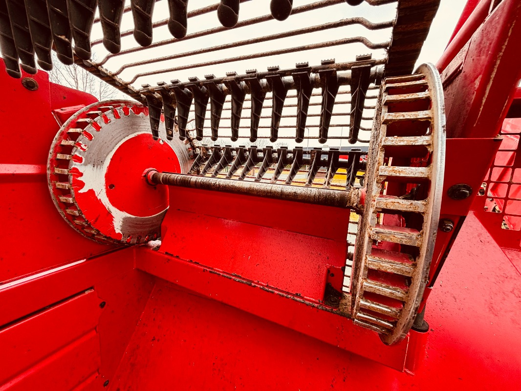 Sadonkorjuukone Agrifac LightTraxx: kuva Sadonkorjuukone Agrifac LightTraxx Sadonkorjuukone Agrifac LightTraxx: kuva Sadonkorjuukone Agrifac LightTraxx