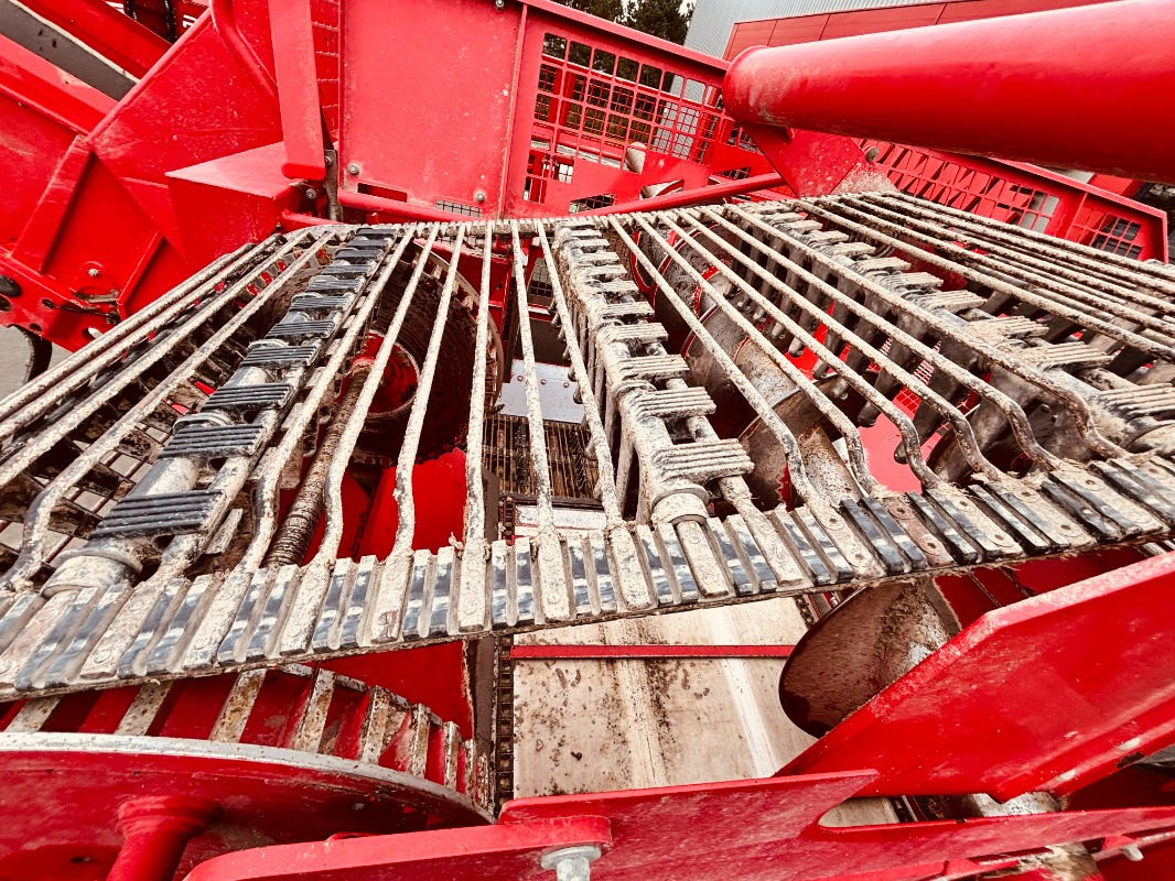 Sadonkorjuukone Agrifac LightTraxx: kuva Sadonkorjuukone Agrifac LightTraxx Sadonkorjuukone Agrifac LightTraxx: kuva Sadonkorjuukone Agrifac LightTraxx