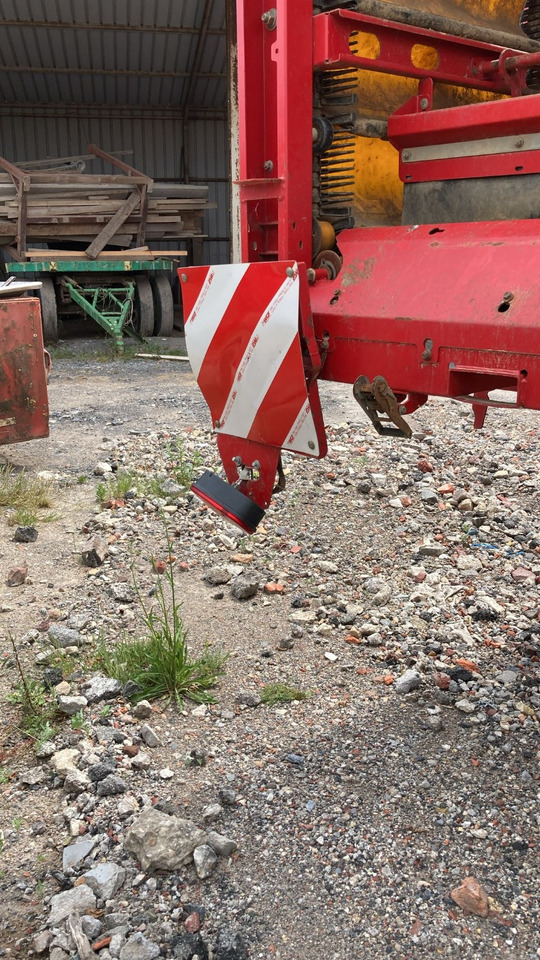 Sadonkorjuukone Grimme VARITRON 270: kuva Sadonkorjuukone Grimme VARITRON 270