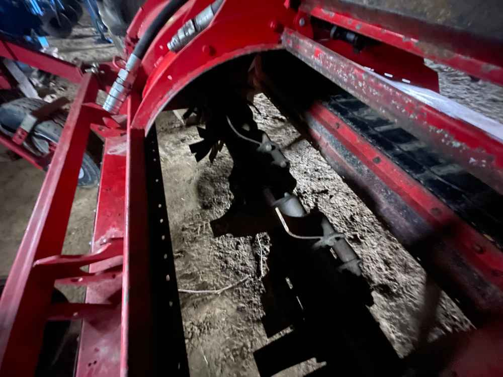 Sadonkorjuukone Grimme VARITRON 270: kuva Sadonkorjuukone Grimme VARITRON 270