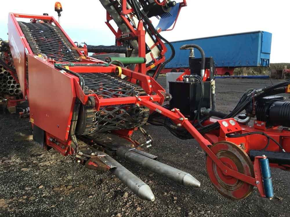 ASA-Lift ASA-Lift TK1000E Single Row Trailed Cabbage Harvester - Viinin korjuukone: kuva ASA-Lift ASA-Lift TK1000E Single Row Trailed Cabbage Harvester - Viinin korjuukone ASA-Lift ASA-Lift TK1000E Single Row Trailed Cabbage Harvester - Viinin korjuukone: kuva ASA-Lift ASA-Lift TK1000E Single Row Trailed Cabbage Harvester - Viinin korjuukone