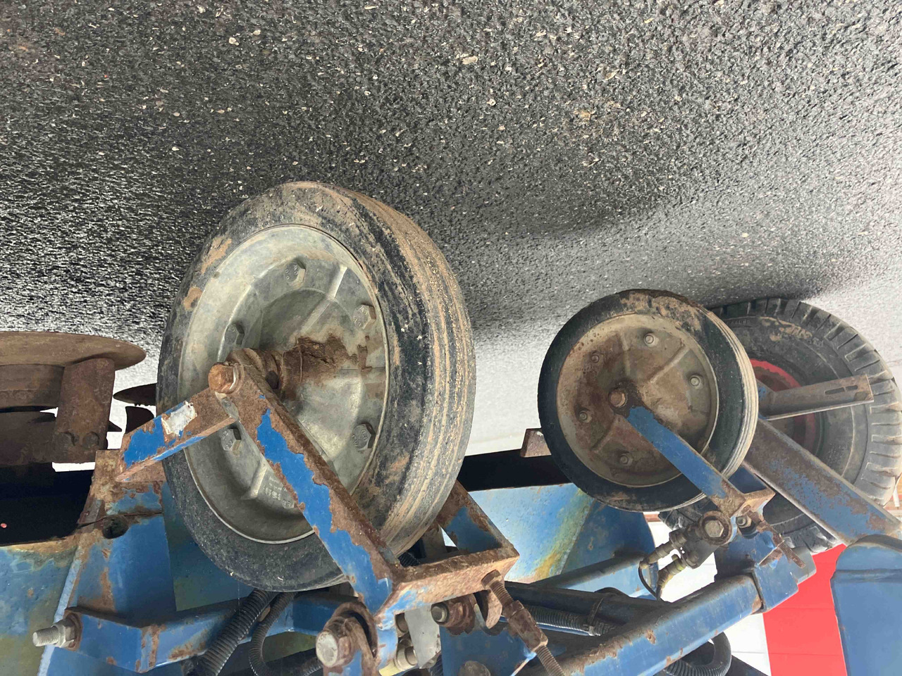 ASA-Lift CR-1510A - Viinin korjuukone: kuva ASA-Lift CR-1510A - Viinin korjuukone ASA-Lift CR-1510A - Viinin korjuukone: kuva ASA-Lift CR-1510A - Viinin korjuukone