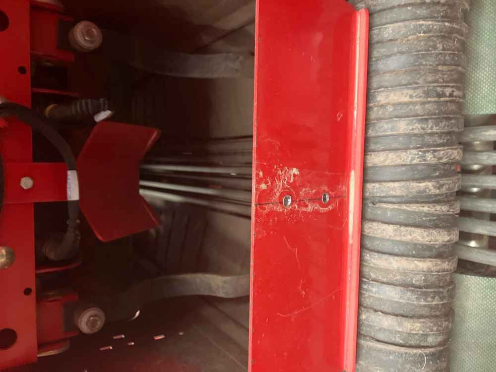 Grimme GB 215 - Sadonkorjuukone: kuva Grimme GB 215 - Sadonkorjuukone Grimme GB 215 - Sadonkorjuukone: kuva Grimme GB 215 - Sadonkorjuukone