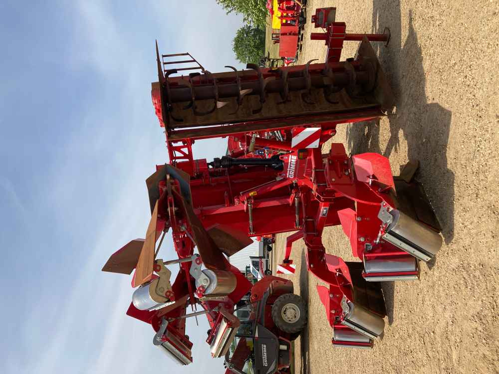 Sadonkorjuukone Grimme Grimme, GF600, 6 Row/3Bed Tilla, Rotovator: kuva Sadonkorjuukone Grimme Grimme, GF600, 6 Row/3Bed Tilla, Rotovator Sadonkorjuukone Grimme Grimme, GF600, 6 Row/3Bed Tilla, Rotovator: kuva Sadonkorjuukone Grimme Grimme, GF600, 6 Row/3Bed Tilla, Rotovator