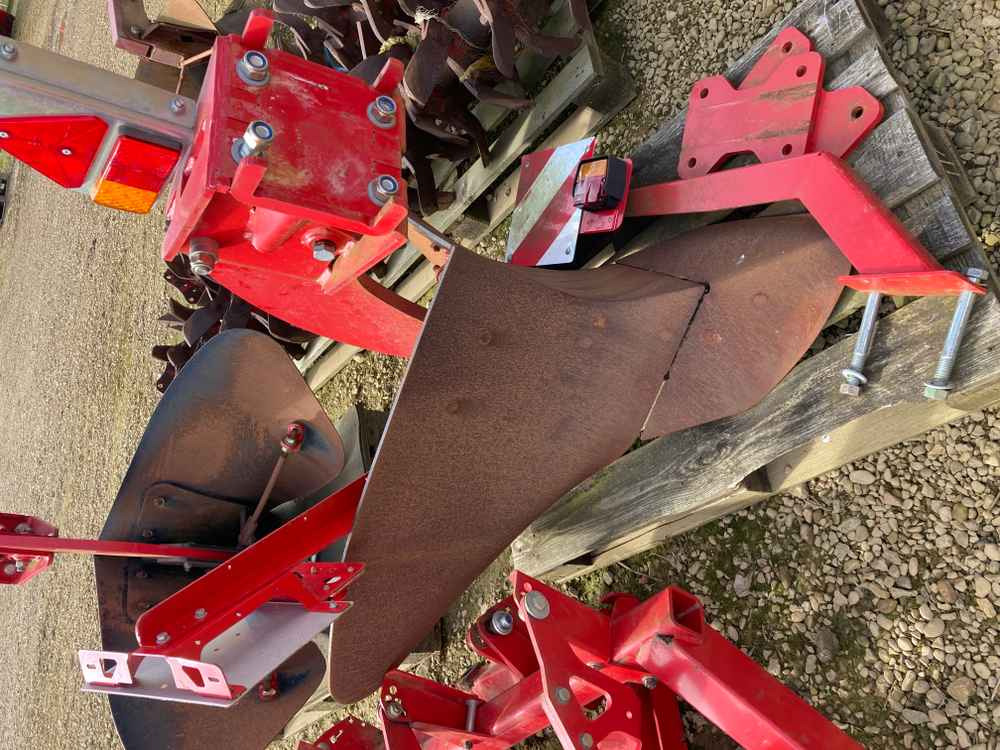 Grimme Grimme, GF600, 6 Row/3Bed Tilla, Rotovator - Sadonkorjuukone: kuva Grimme Grimme, GF600, 6 Row/3Bed Tilla, Rotovator - Sadonkorjuukone Grimme Grimme, GF600, 6 Row/3Bed Tilla, Rotovator - Sadonkorjuukone: kuva Grimme Grimme, GF600, 6 Row/3Bed Tilla, Rotovator - Sadonkorjuukone