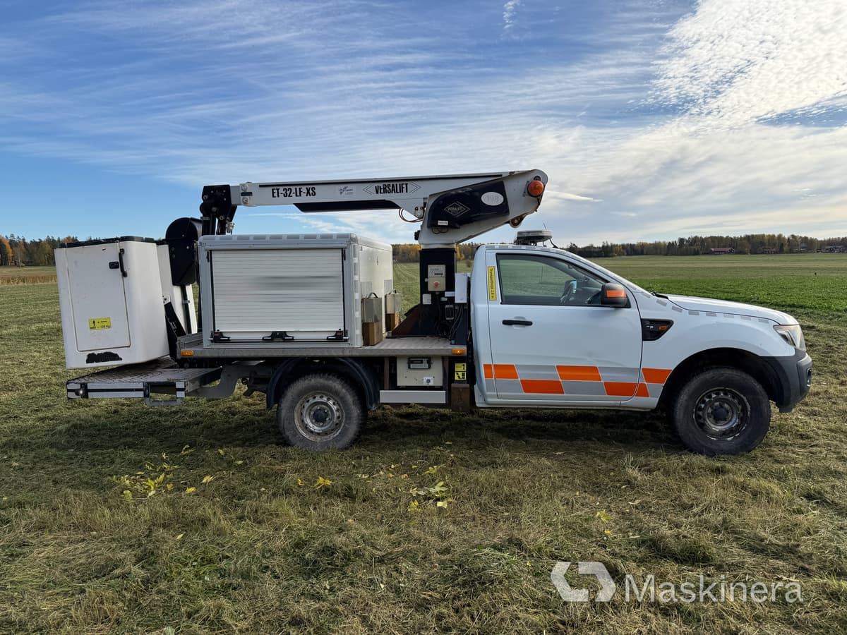 Arbetsbil Ford Ranger med Versalift - Pakettiauto: kuva Arbetsbil Ford Ranger med Versalift - Pakettiauto Arbetsbil Ford Ranger med Versalift - Pakettiauto: kuva Arbetsbil Ford Ranger med Versalift - Pakettiauto
