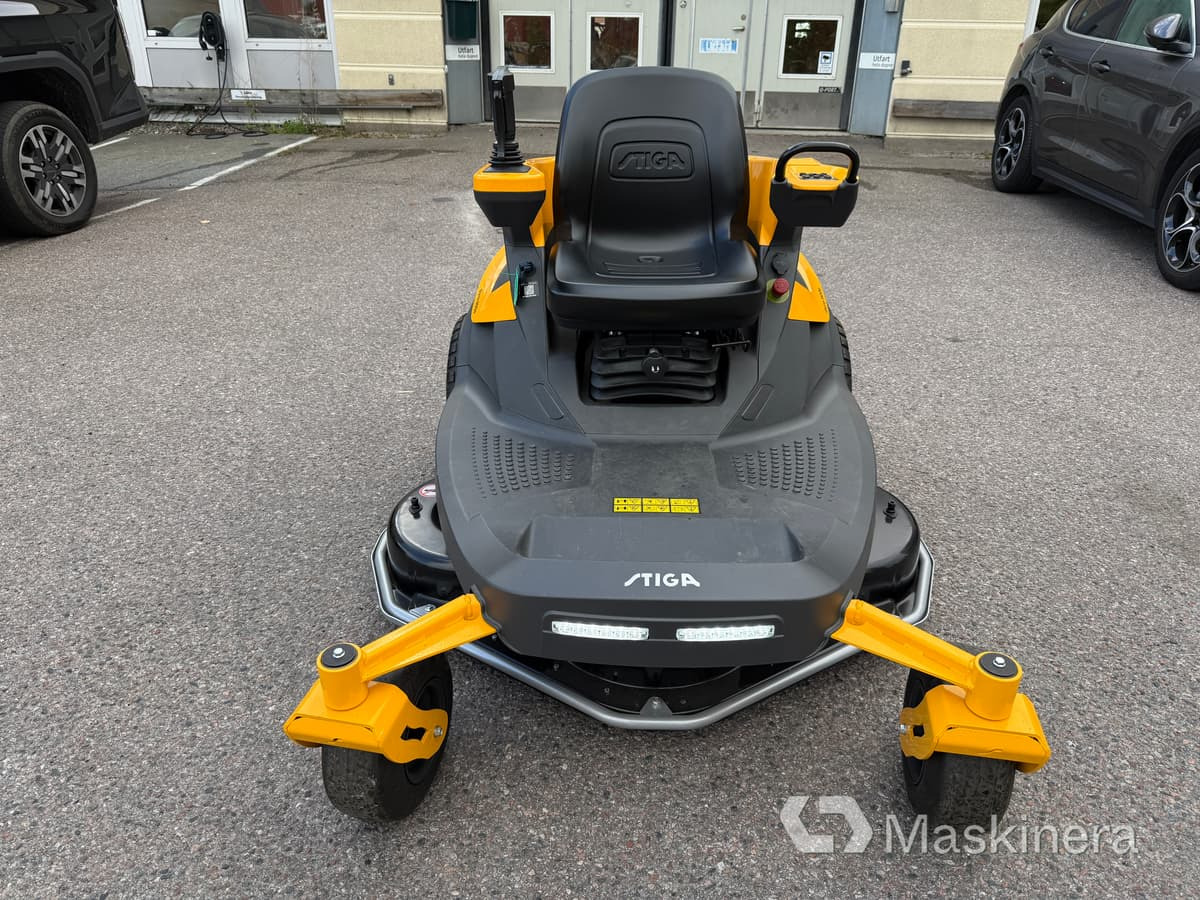 Batteridriven Åkgräsklippare Stiga Gyro 900E - Ruohonleikkuri: kuva  Batteridriven Åkgräsklippare Stiga Gyro 900E - Ruohonleikkuri Batteridriven Åkgräsklippare Stiga Gyro 900E - Ruohonleikkuri: kuva  Batteridriven Åkgräsklippare Stiga Gyro 900E - Ruohonleikkuri