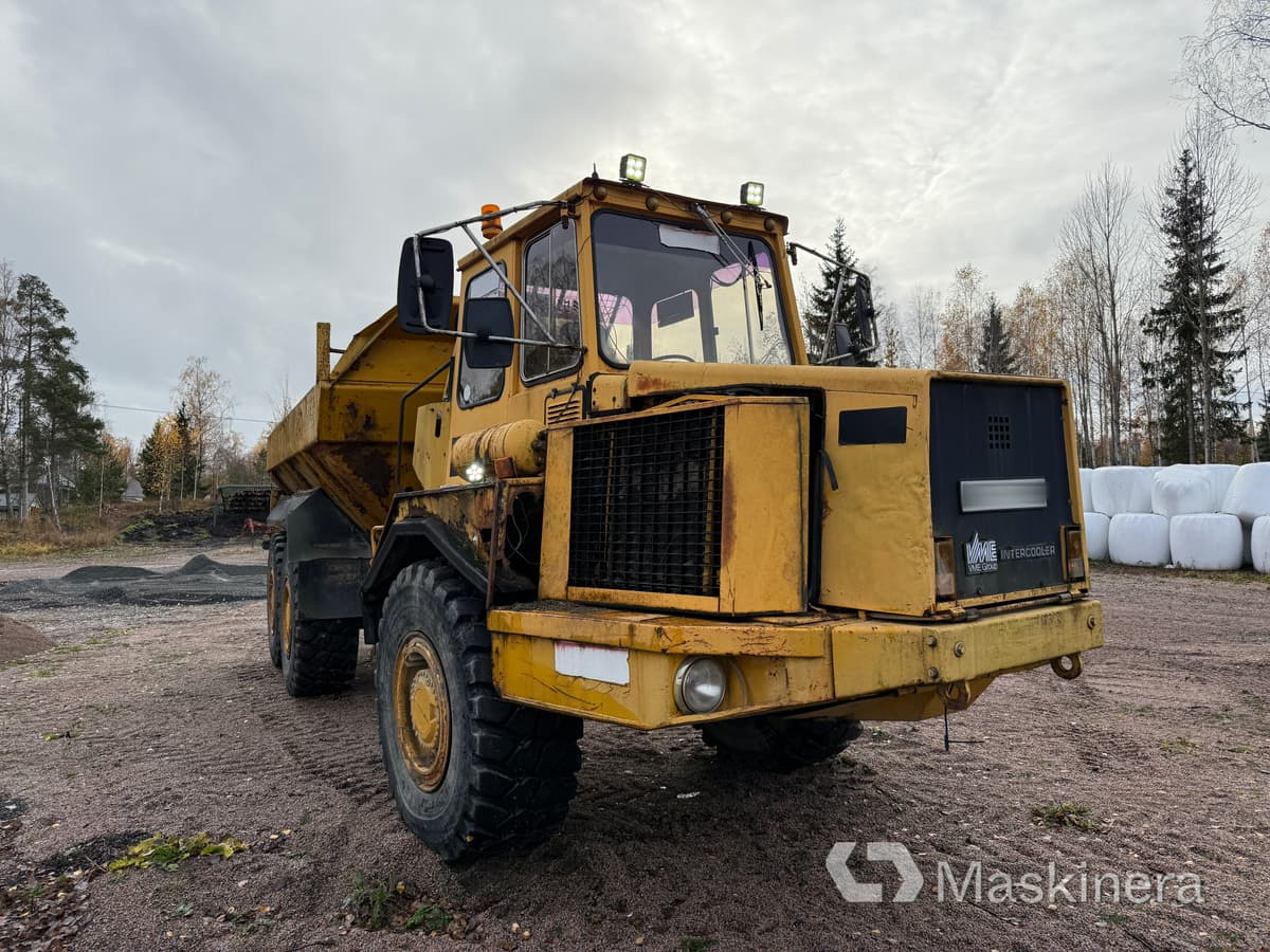 Dumper Volvo A25 5350B 6X6 - Nivelkippiauto: kuva Dumper Volvo A25 5350B 6X6 - Nivelkippiauto Dumper Volvo A25 5350B 6X6 - Nivelkippiauto: kuva Dumper Volvo A25 5350B 6X6 - Nivelkippiauto